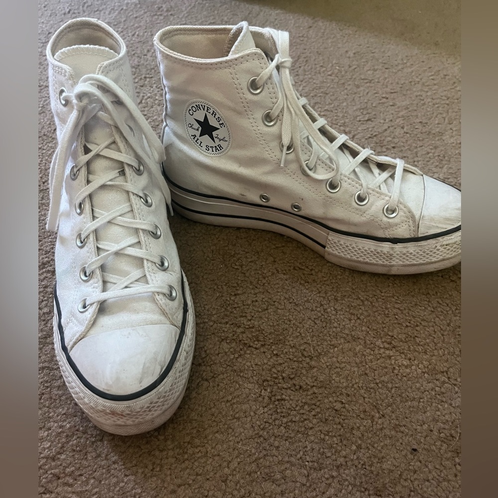 Woman’s Platform White Converse, size 9